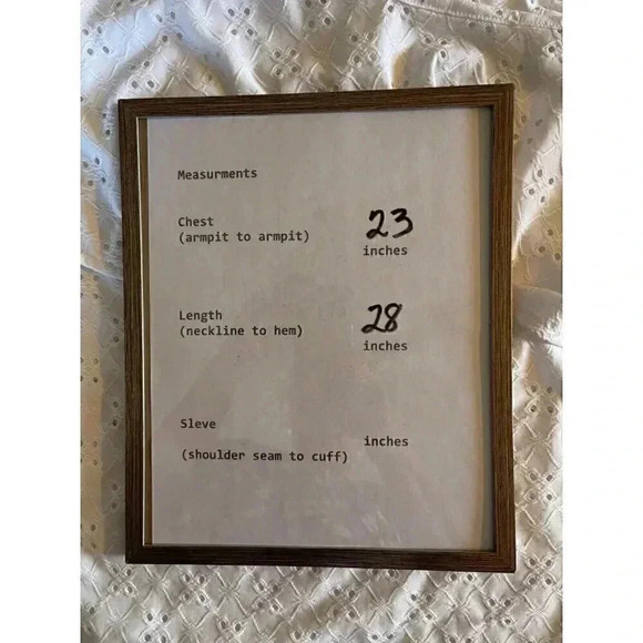 White eyelet top off one shoulder women's size Torrid size 4, great Condition - Picture 9 of 9